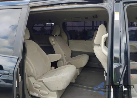 2017 Toyota Sienna Le 8 Passenger from USA, damaged, VIN 5TDKZ3DC1HS785058